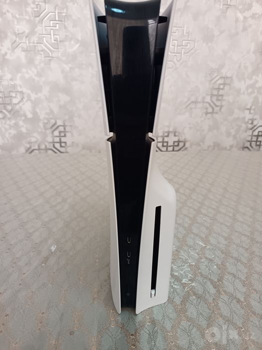PS5 Slim Disc Edition, 1TB
