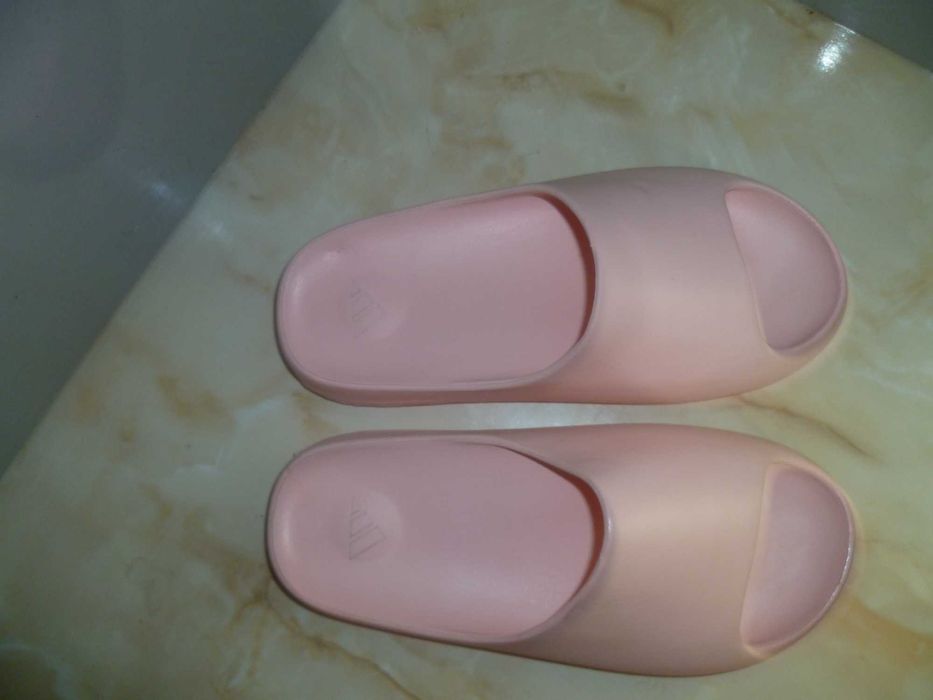 ADIDAS чехли №40