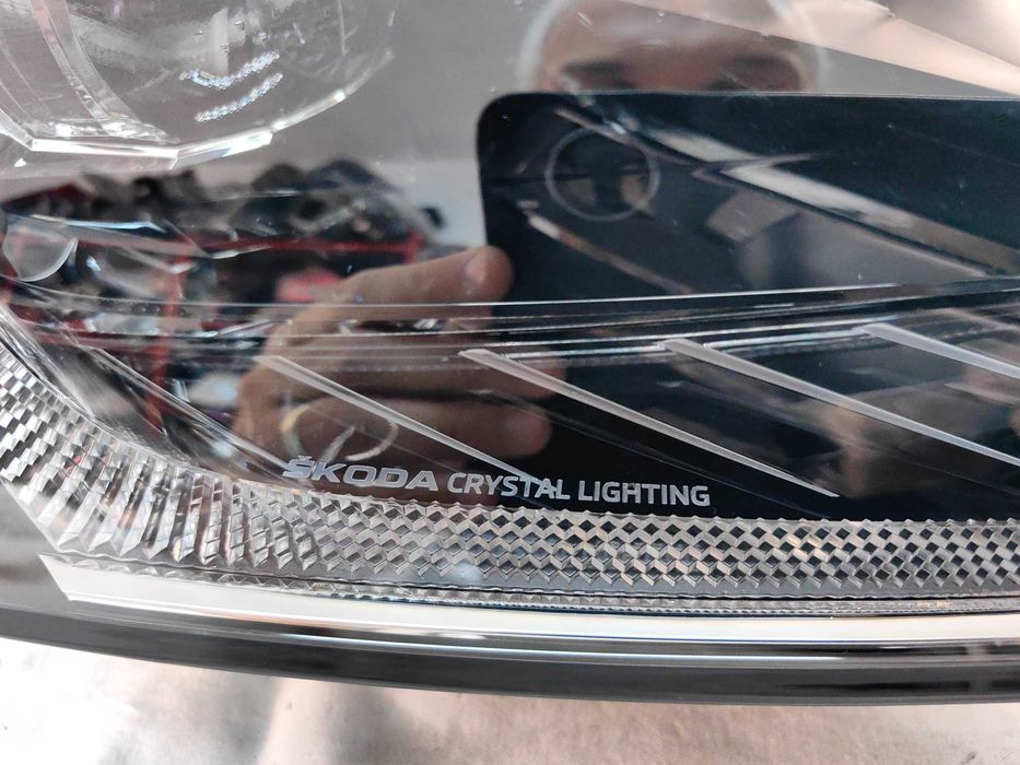 Оригинален фар Шкода Октавия  Skoda Octavia Full Led