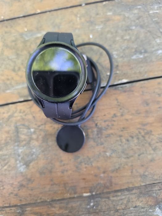 Часовник  Samsung Watch 5 Pro