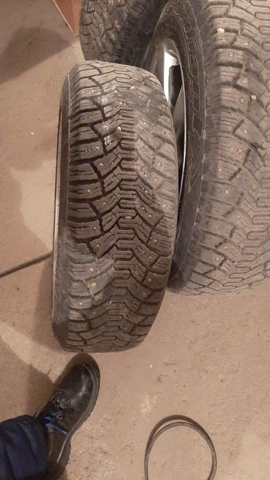 Шины с титановыми дисками