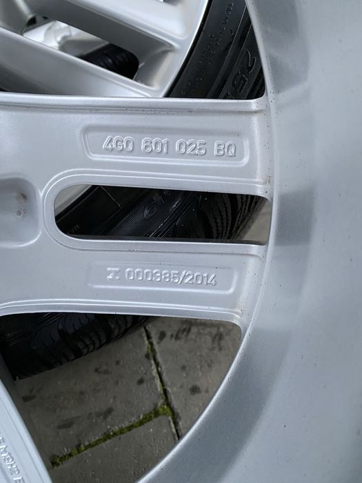 Jante originale Audi A6 C7 S-Line 255 40 R 19 M+S iarna 2023 5x112