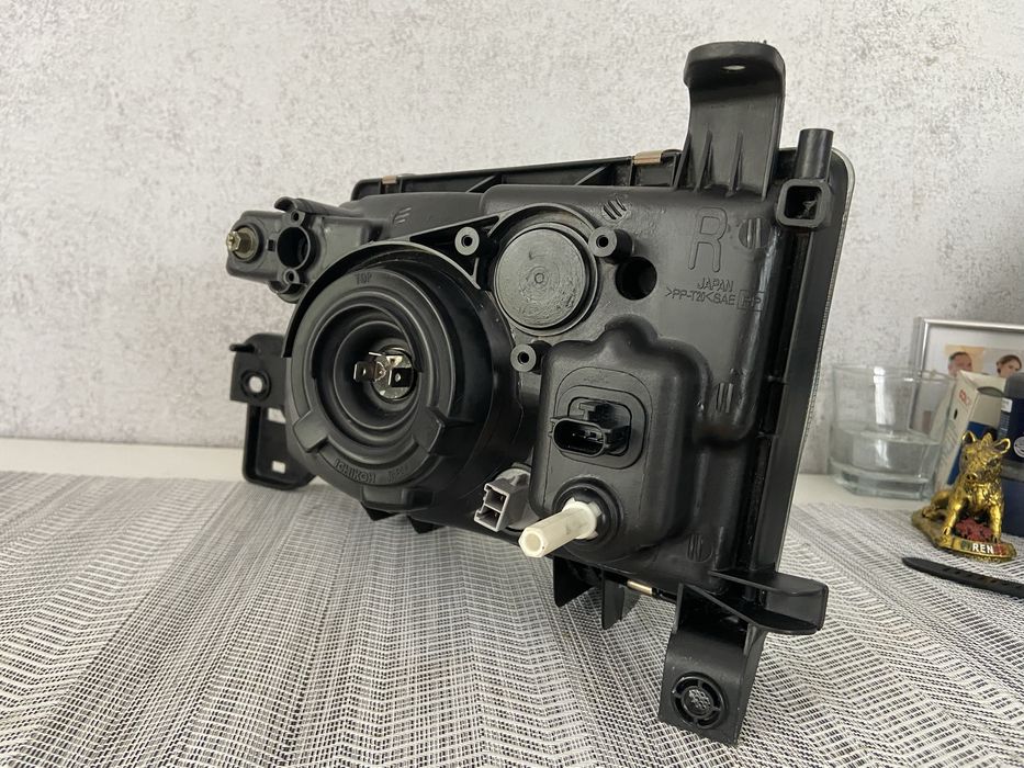 Десен Фар За Subaru Forester 1997-2003 НОВ