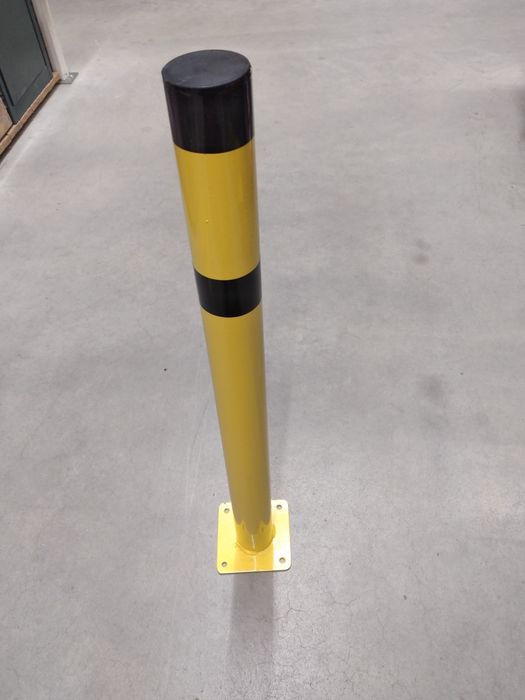 Stâlpi metalici parcare / delimitari proprietate