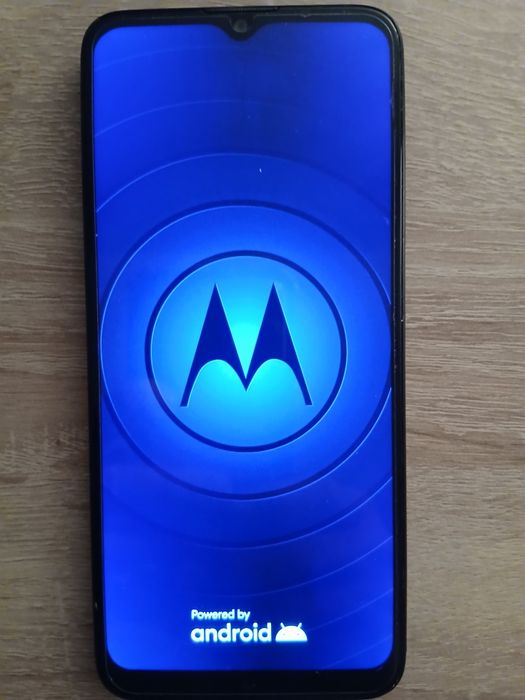 Vânzare Motorola  e7  Power pentru piese