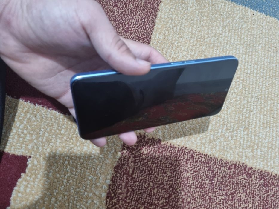 Samsung s21 и oppo a56s