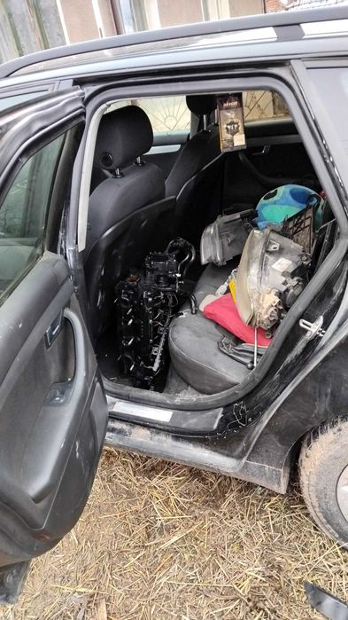 Ауди а4 б7 2.0 140кс