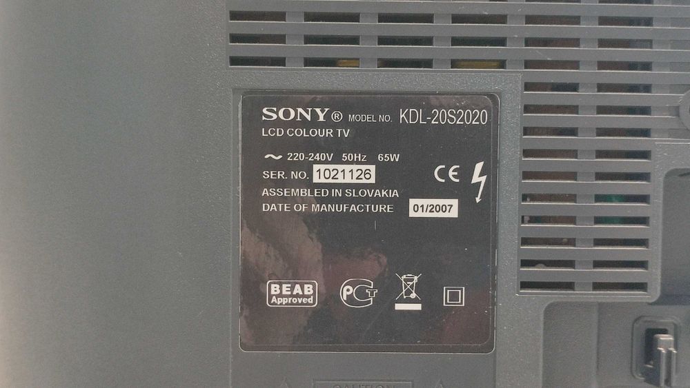 Sony KDL 20S2020 LCD COLOUR TV- малък телевизор