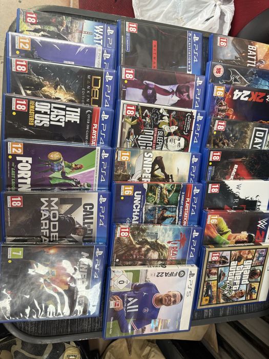 Play station 4 pro 1t