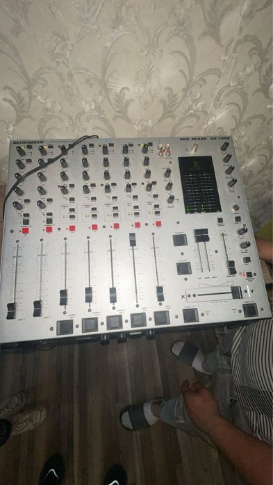 Mixer behringher pasiv
