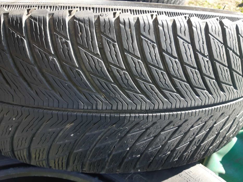 Мишелин 225/65/17 4 броя много добри гуми за 70 евро