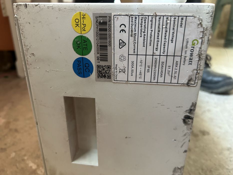 Vand Baterii Growatt – stocare energie solară (LiFePO4)