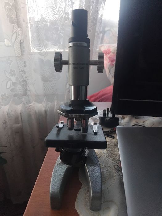 Microscop Bresser Biotar