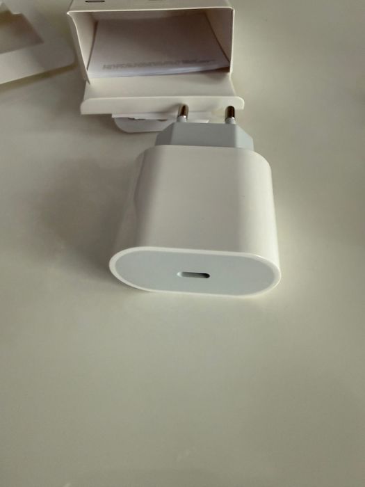 Power adapter Apple