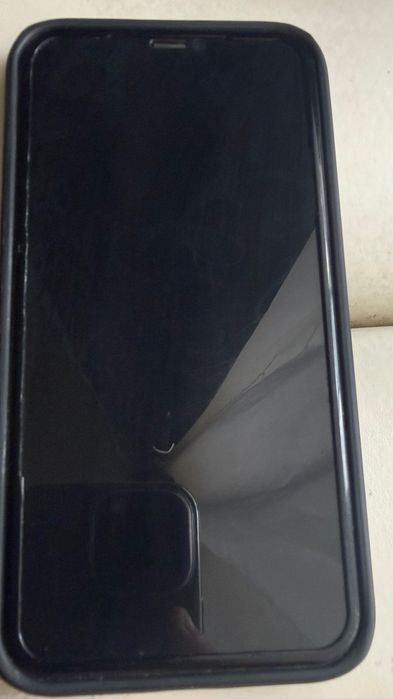 Айфон 11 без царапин без ремонта