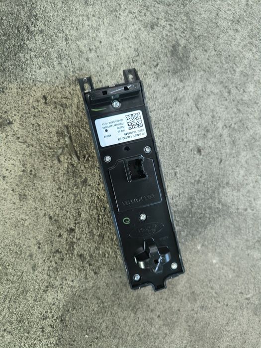 Копчета за стъкла за Ford Kuga