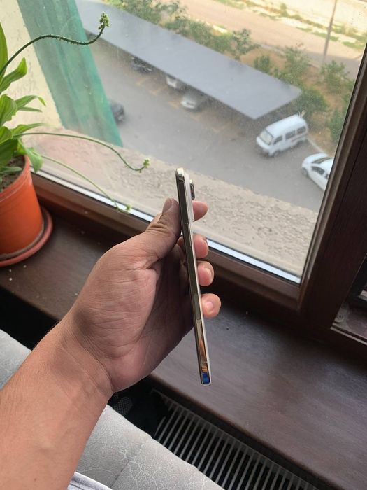 iPhone 17 Air sotiladi ideal, 2 oy oldin olingan, aybi yoq