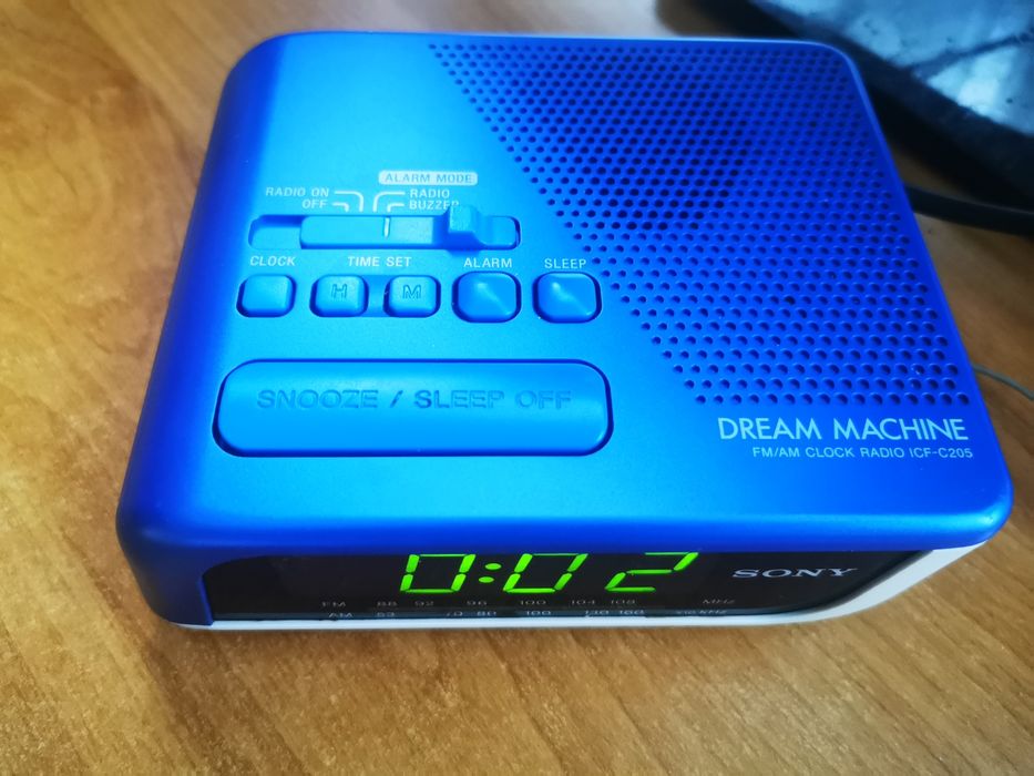 Radio cu ceas Sony