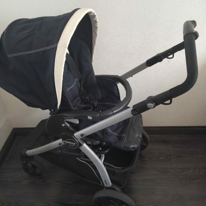 Коляска прогулочная