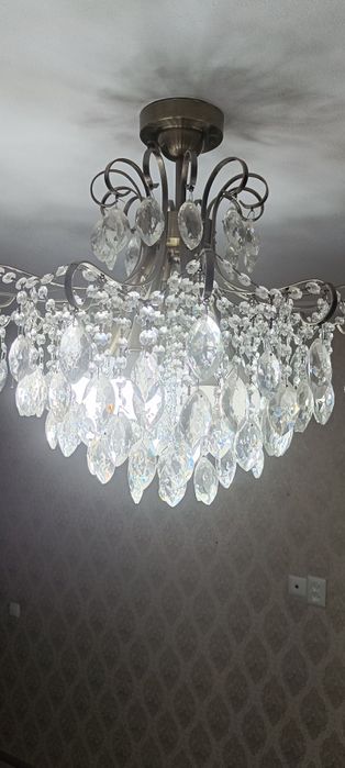 Люстры в хорошем состоянии,