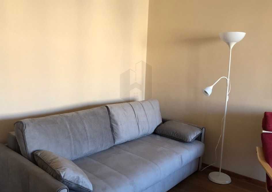 Дава се под наем Едностаен апартамент в Пловдив, Гагарин - 45 кв.м за 219.3 € - Снимка #1