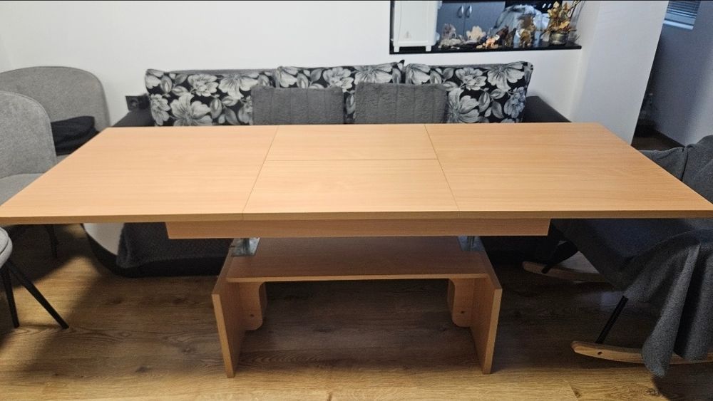 Разтегателна маса