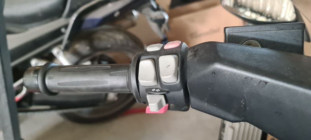 Toba Akrapovic  BMW C650GT