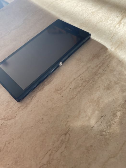 Sony Xperia D2303 8 GB вътрешна памет, място за допълнителна памет