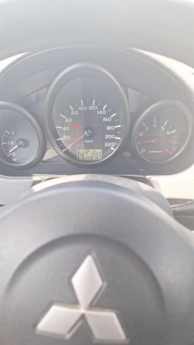 Mitsubishi colt automat