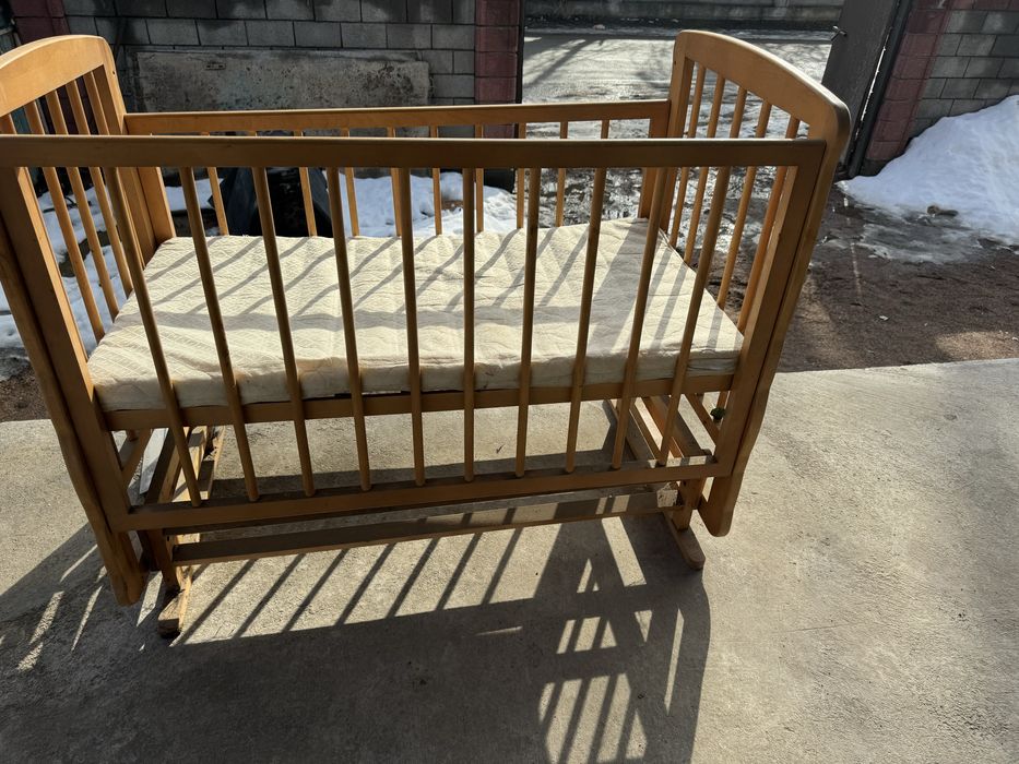 Манежка кровать детская