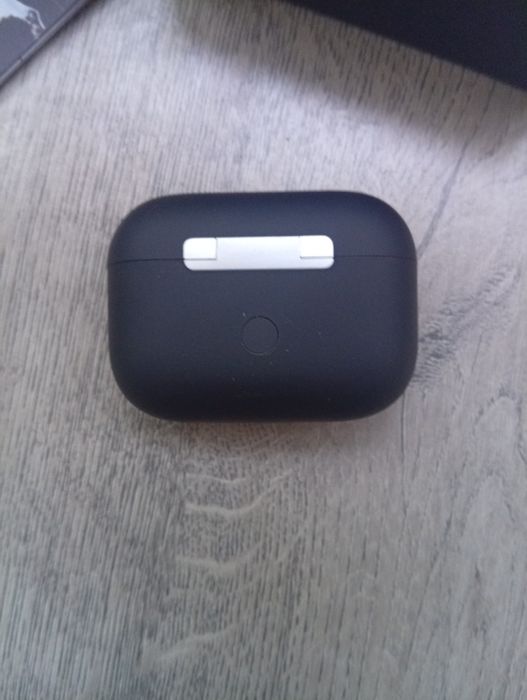 Продам airpods 2