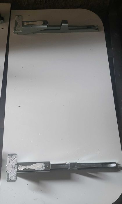 Масa за стенен монтаж