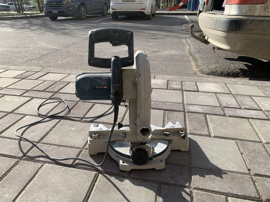 Торцовка Alteco 220B