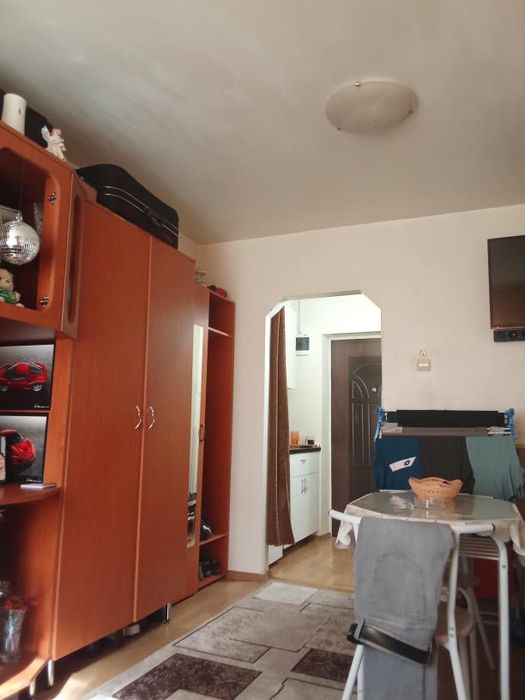 Garsoniera zona Progresu