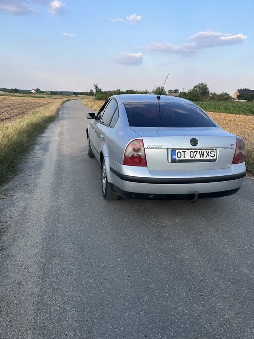 VOLKSWAGEN Passat 0 — imagine 2