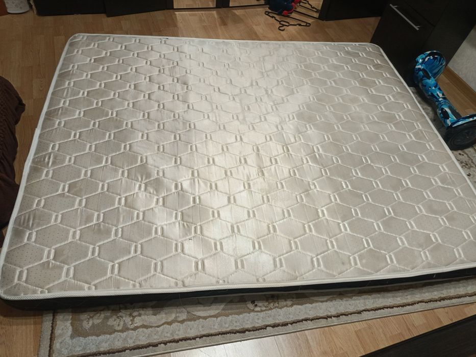 Матрас двухспальный