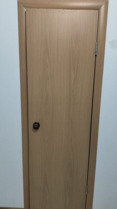 Продам двери по 4000