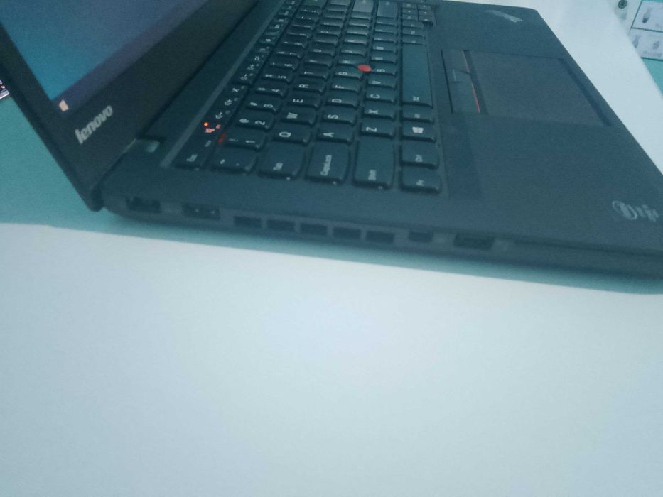 Lenovo Thinkpad T450S Noutbuk sotiladi