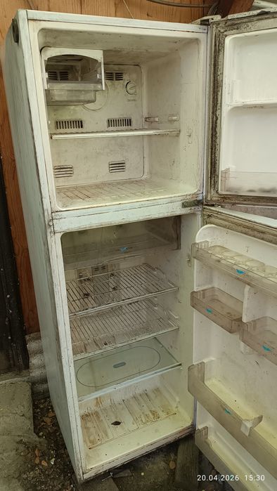 Холодильник Samsung 320 л.