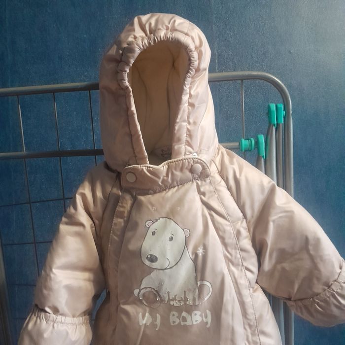 Продам комбинезон  от 0 до 4 месяцев 2000тг