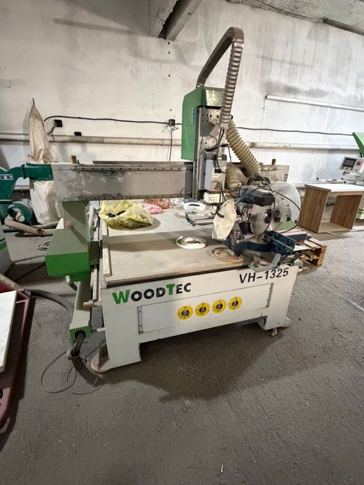 Станок в идеальном состояние для мебели