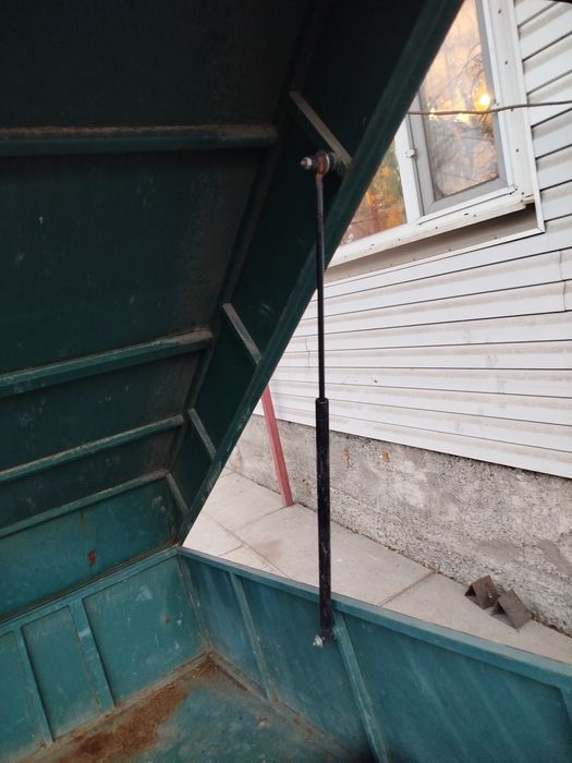 Продам  легковой прицеп .