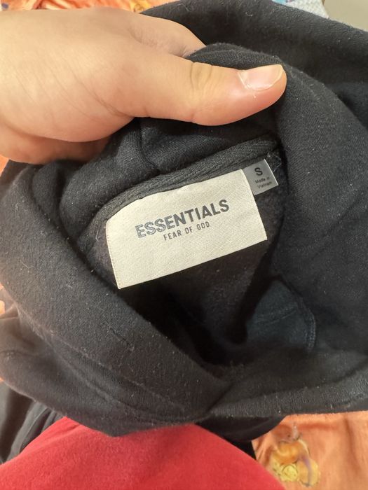 compleu essentials marimea S pret 250 lei