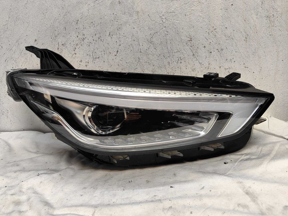 Оригинален фар MG ZS Full Led