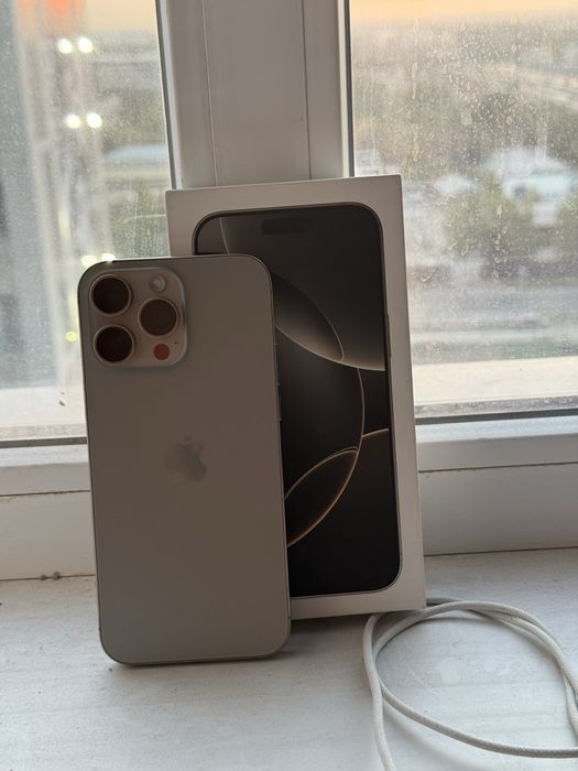 iPhone 16 Pro Max 256 gb Natural Titanium
