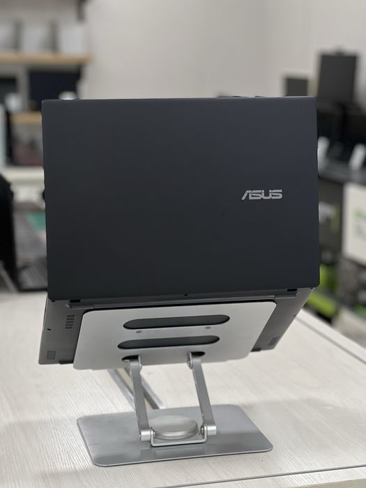 ASUS V16 | RTX 5060