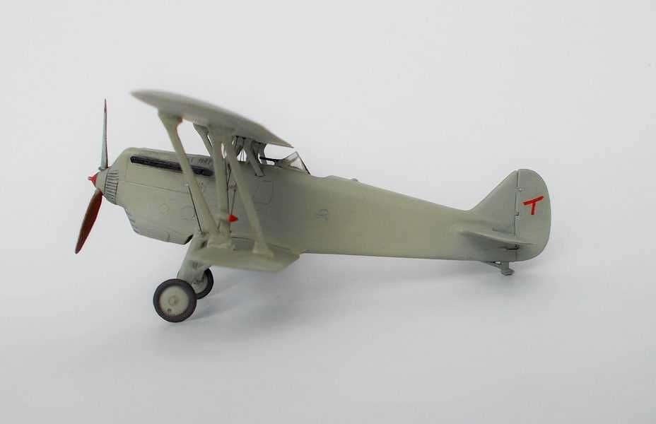 Сборная модель самолета Kawasaki Ki-10 (ICM, 1:72)