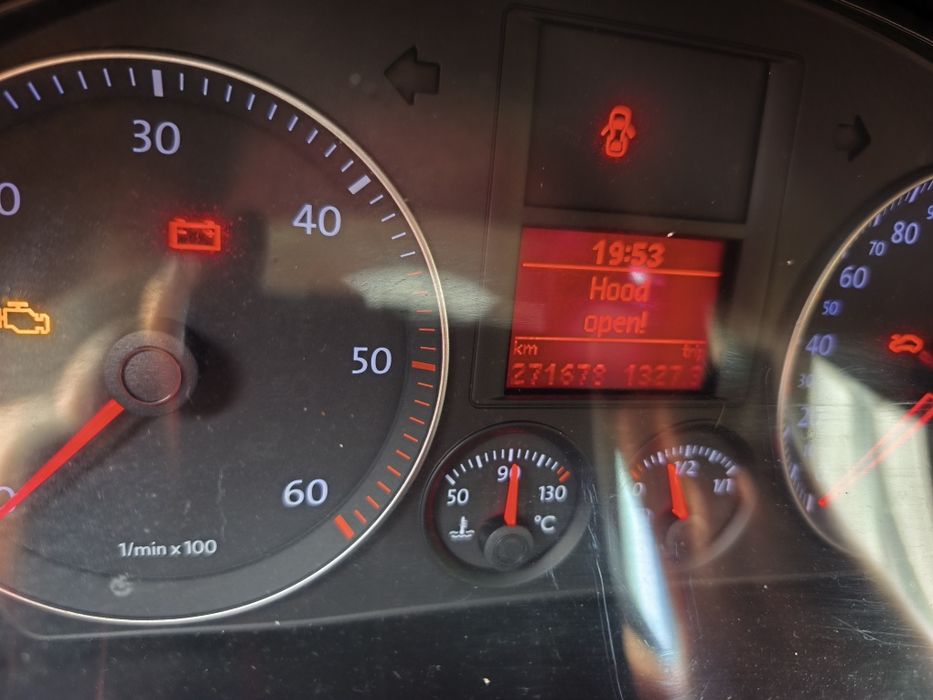 Vand Volkswagen Jetta 1.9 ,fara rugina