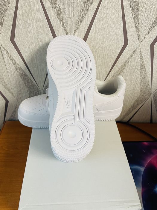 Nike Air Force 1 ’07 Triple White