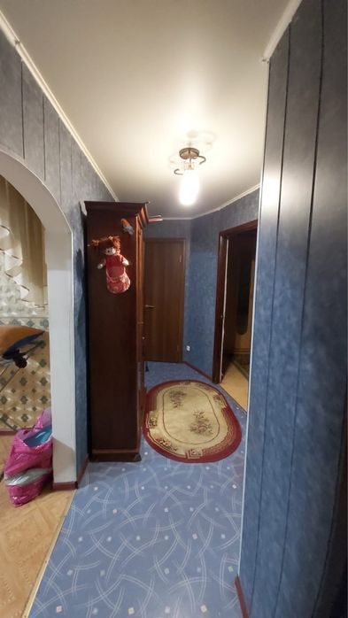 Продам трехкомнатную квартиру